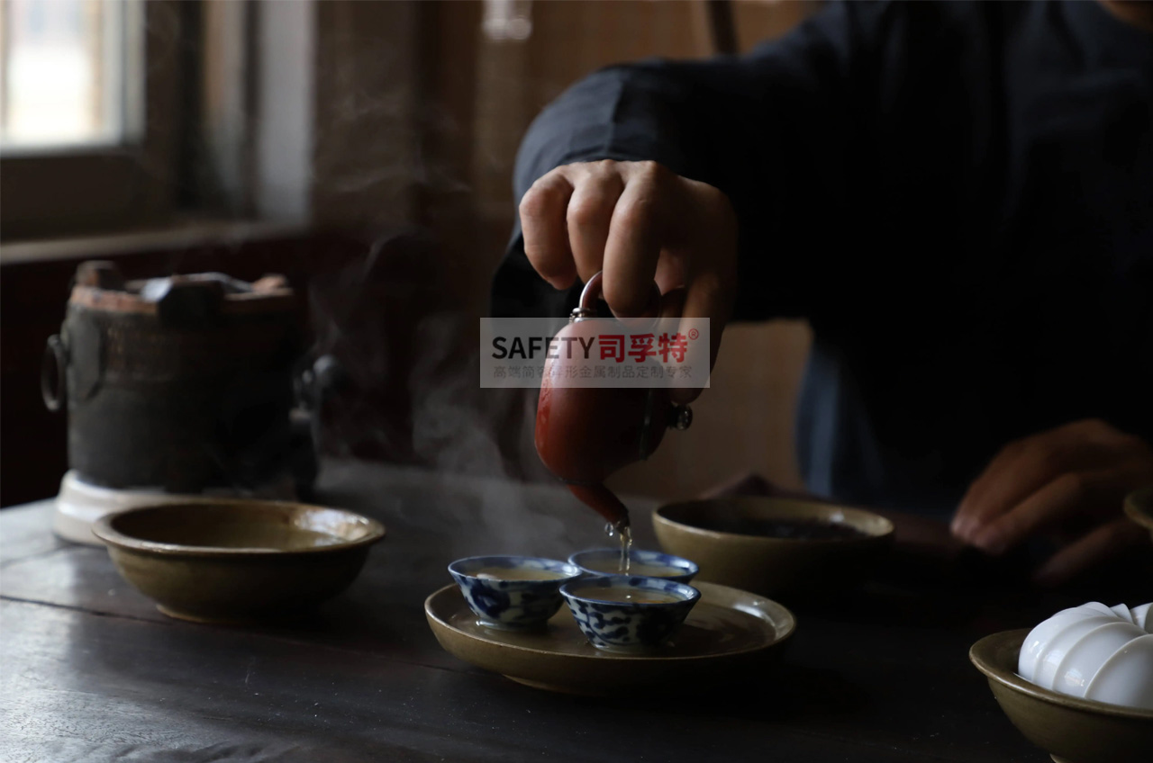 “圍爐煮茶”為什么火？年輕人追捧是有原因的-司孚特圍爐茶桌(圖3)