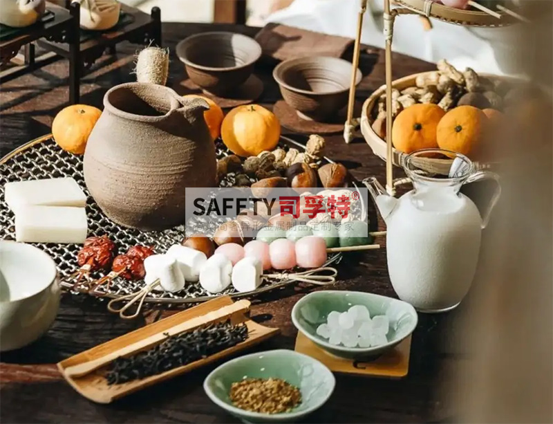 圍爐煮茶驟然爆火，一套好的圍爐茶桌必不可少[司孚特圍爐茶桌,炭火爐](圖2)
