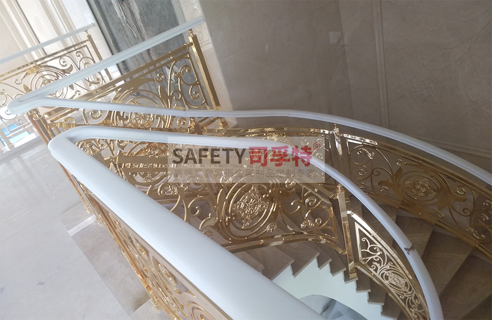 鋁藝鏤空雕花樓梯扶手：造型多樣，工藝成熟，彰顯高端品味(圖2)