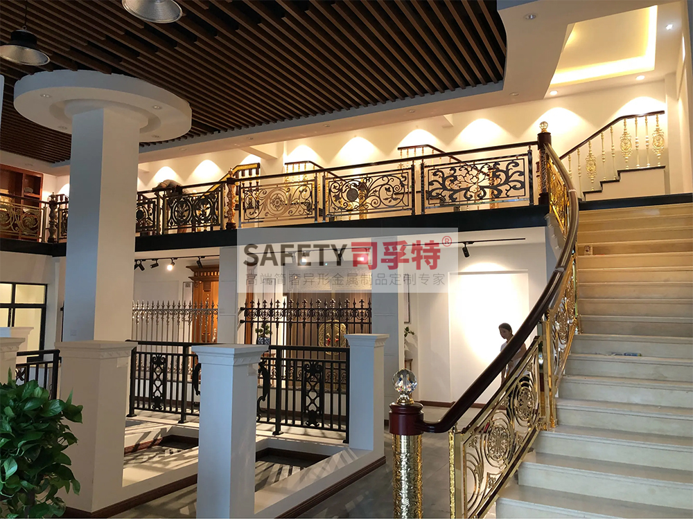 鋁藝鏤空雕花樓梯扶手：造型多樣，工藝成熟，彰顯高端品味(圖6)